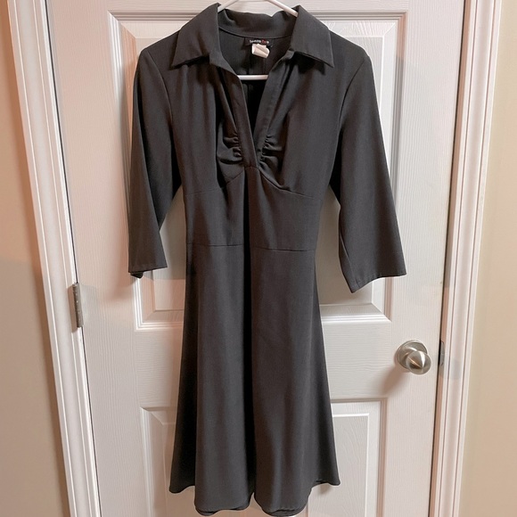 Teeze Me Dresses & Skirts - Classic charcoal gray Collared Women's Dress size 4